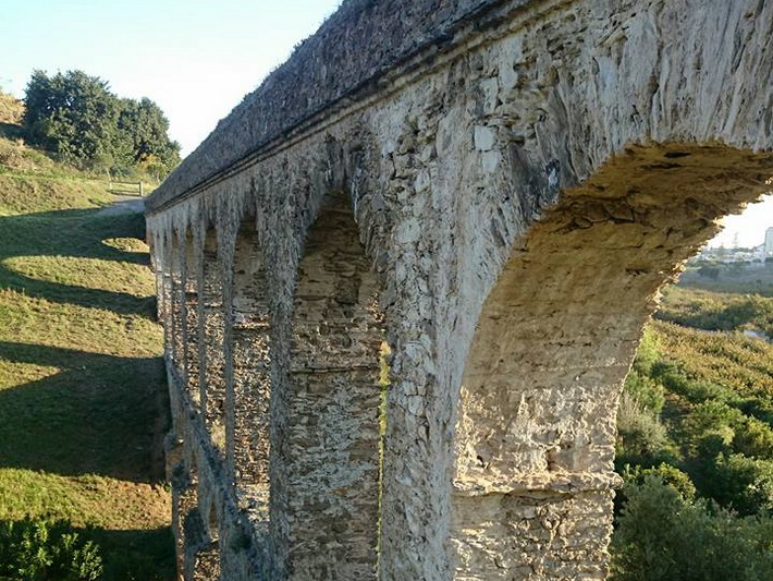 Ciudadanos pide explicaciones a la Consejera de Cultura sobre las medidas que se están tomando para la conservación del Acueducto de Almuñécar